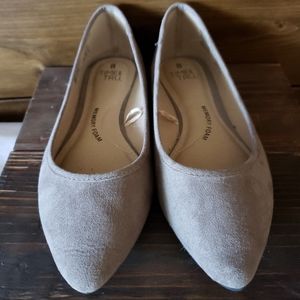 Time and Tru Womens Flats